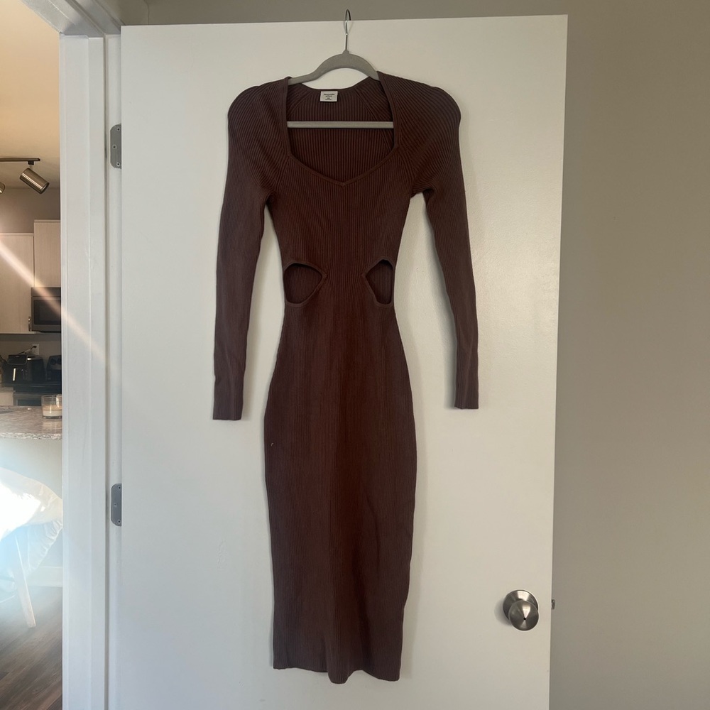 Abercrombie & Fitch Women's Long-Sleeve Cutout Midi Sweater Dress